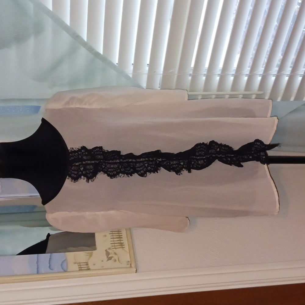 OXMO black & cream top L good condition